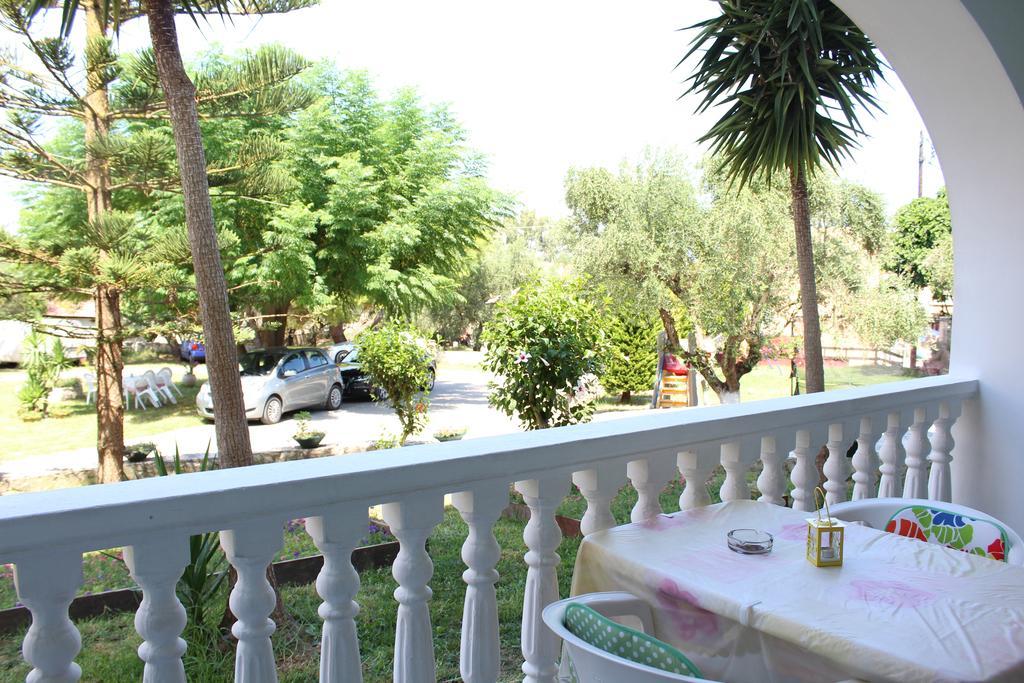 Smile'S Studios Tsilivi  Exteriör bild